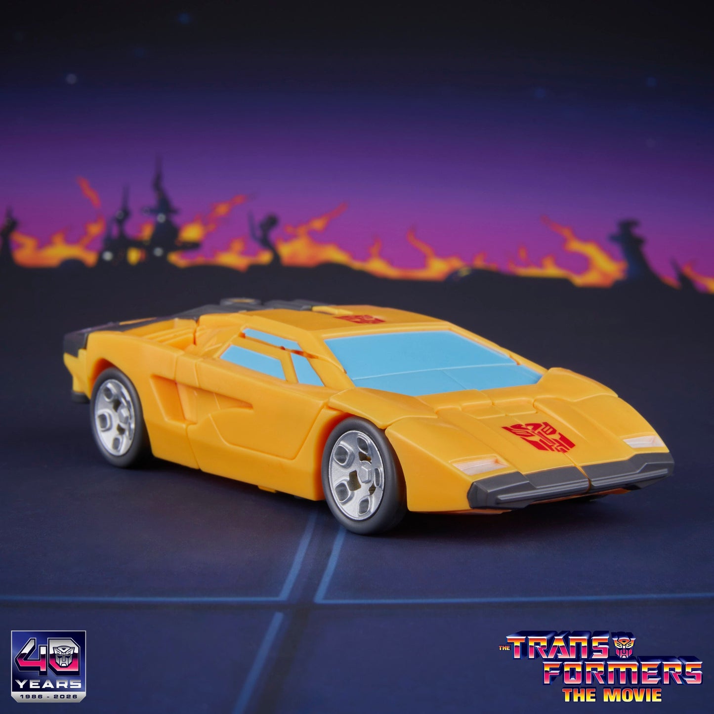 Transformers Studio Series The Transformers: The Movie Deluxe Class Sunstreaker (Preorder May 2026)
