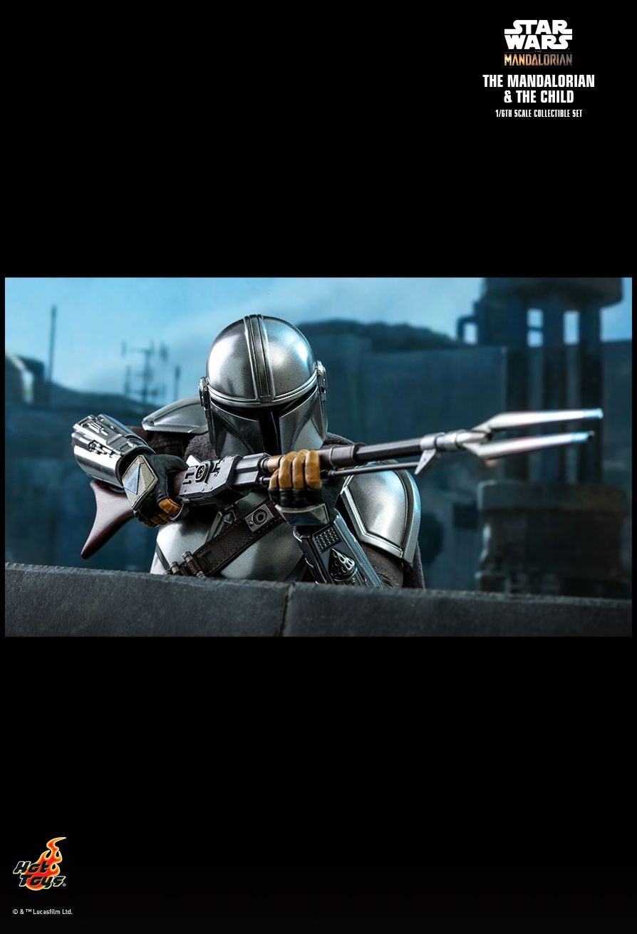The Mandalorian and The Child - TMS014  - Collector Edition