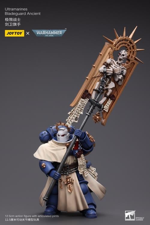 Warhammer 40K - Ultramarines - Bladeguard Ancient 1/18 Scale Action Figure