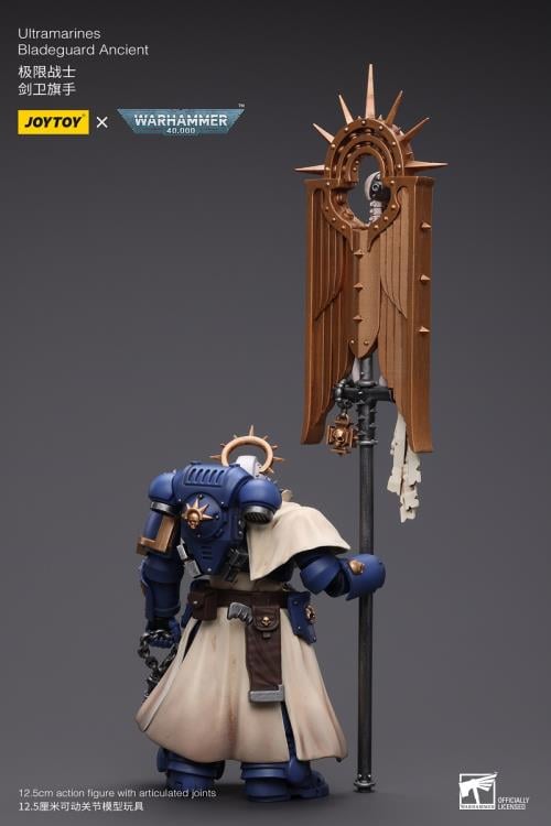 Warhammer 40K - Ultramarines - Bladeguard Ancient 1/18 Scale Action Figure