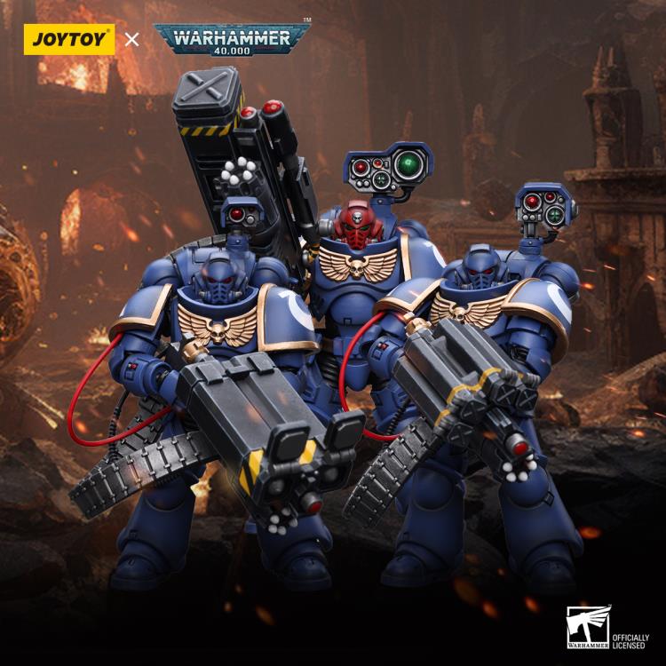 Warhammer 40K - Ultramarines - Desolation Sergeant with Vengor Launcher 1/18 Scale Action Figure
