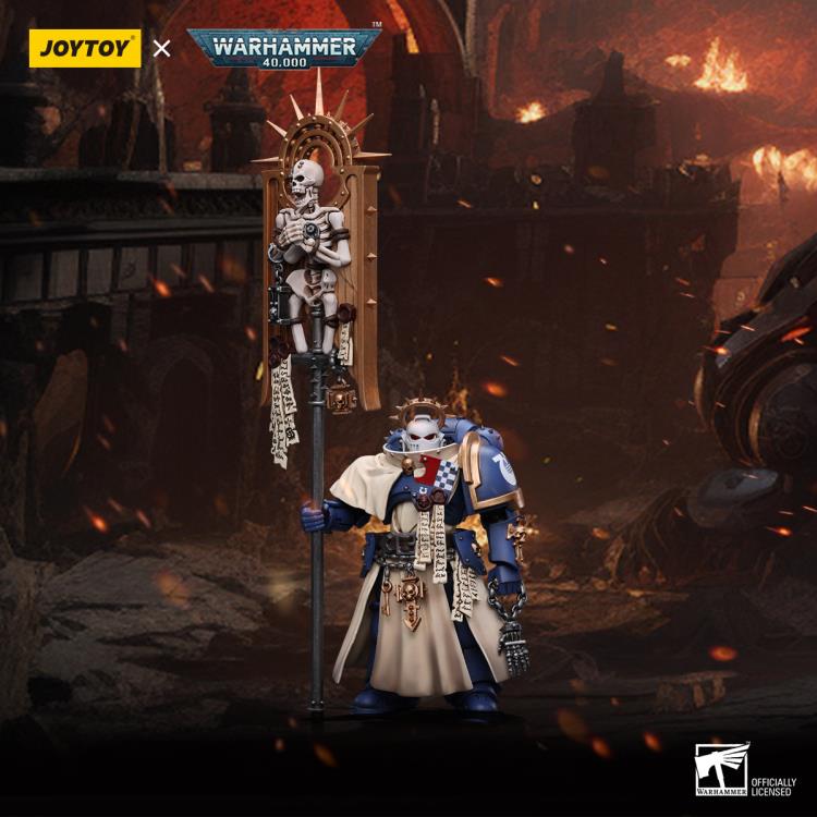 Warhammer 40K - Ultramarines - Bladeguard Ancient 1/18 Scale Action Figure