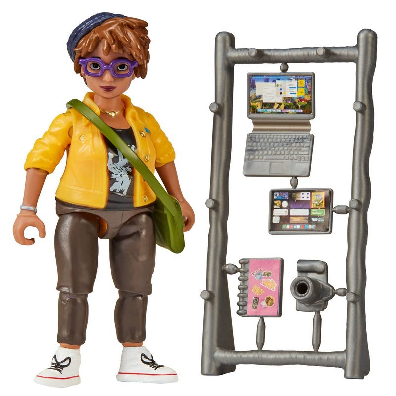 Teenage Mutant Ninja Turtles: Mutant Mayhem April O'Neil Action Figure