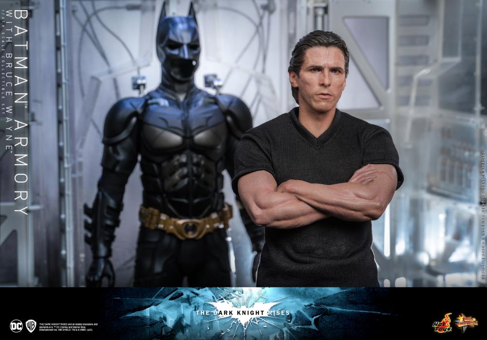 The Dark Knight Rises - Batman Armory with Bruce Wayne 1/6th Scale Collectible Figure - MMS702