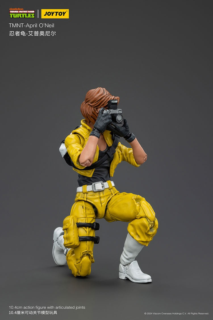 TMNT - 1/18 Scale Teenage Mutant Ninja Turtles - April O'Neil
