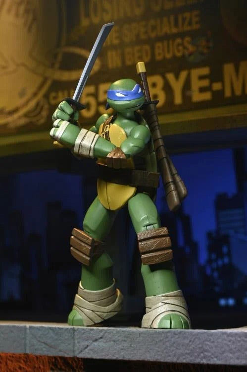 Teenage Mutant Ninja Turtles (2012) Ultimate - Leonardo