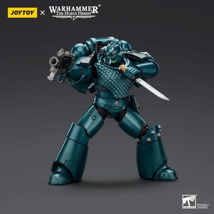 Warhammer: The Horus Heresy - Alpha Legion - Headhunter with Banestrike Combi-Bolter and Power Dagger