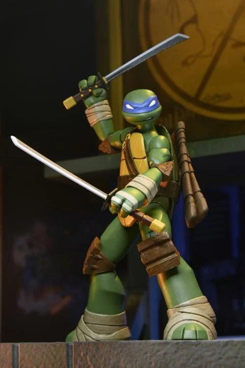 Teenage Mutant Ninja Turtles (2012) Ultimate - Leonardo