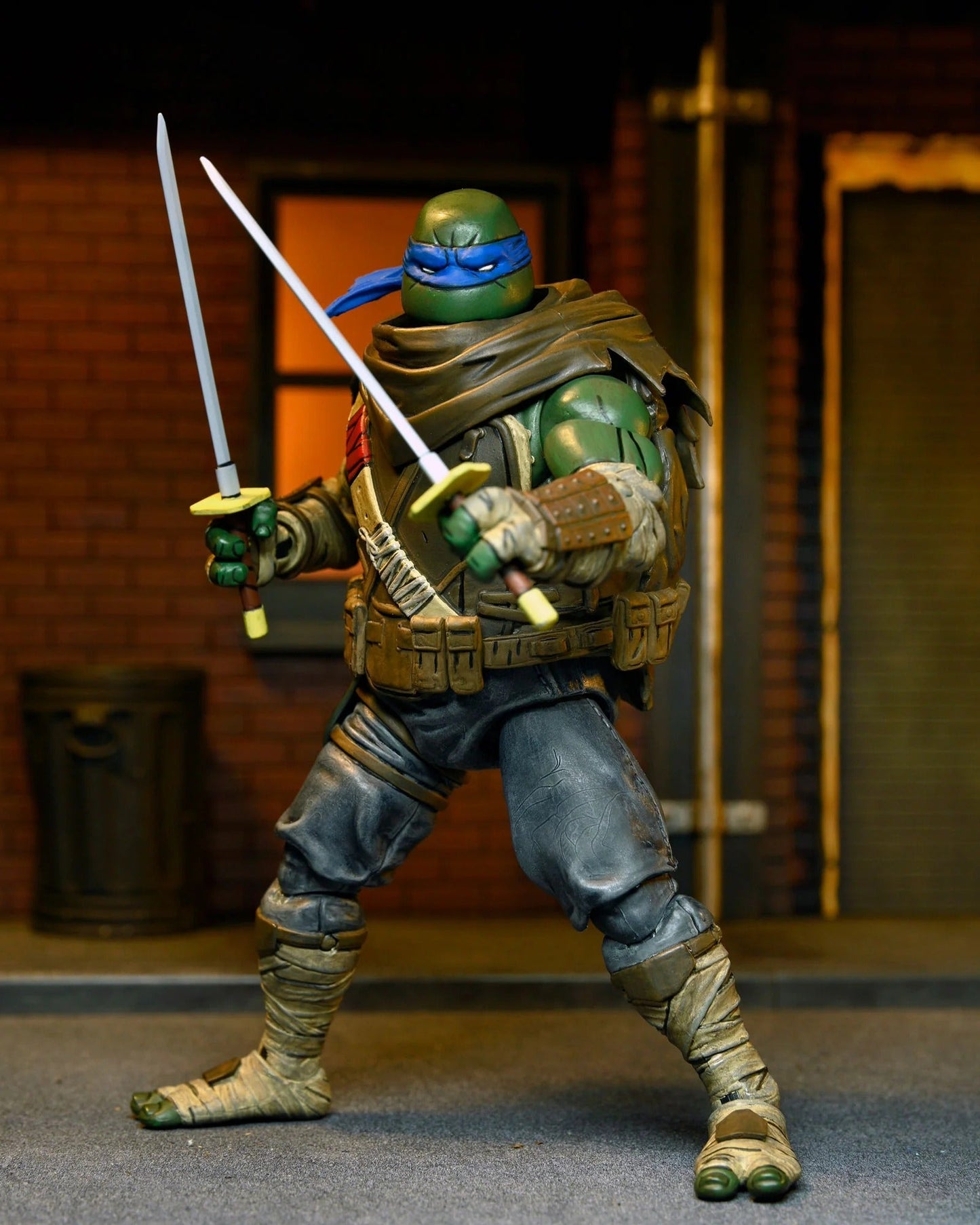 Teenage Mutant Ninja Turtles: The Last Ronin - Ultimate Leonardo Action Figure