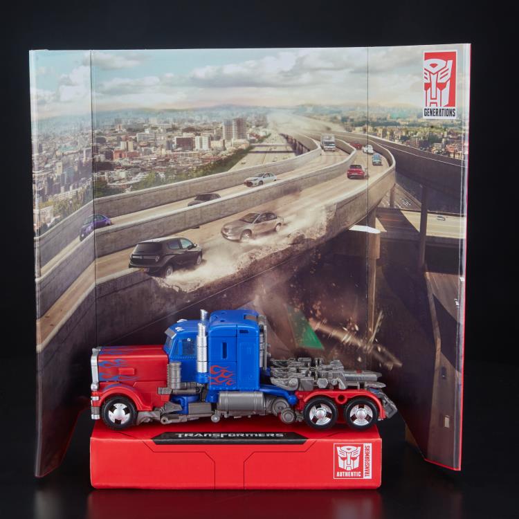 Transformers Studio Series 32 Voyager Optimus Prime